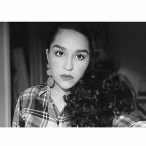 Meet your Posher, Jacqueline